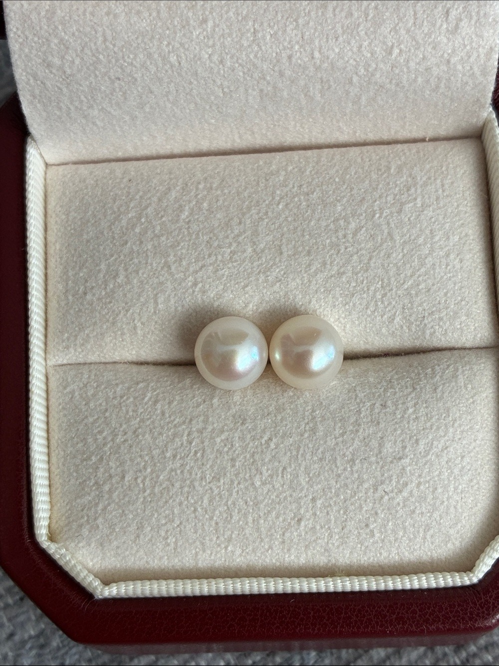 Classic 7.5-8mm White Pearl Stud Earrings - Elegant Women’s Jewelry